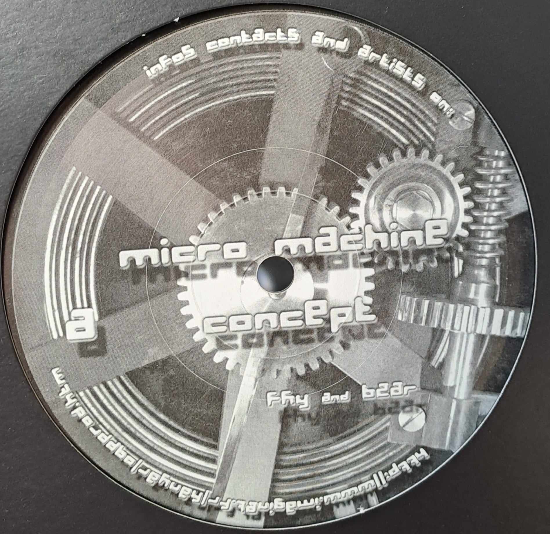 Micromachine Concept 01 - vinyle freetekno
